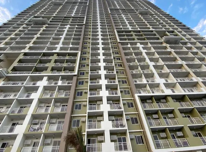 1br Unit At Celandine Near Ayala Cloverleaf Mall Apartamento